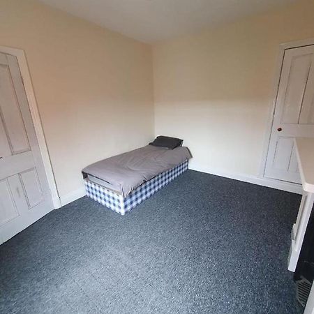 2 Bedroom House - Hopefield Road Leicester Exterior foto